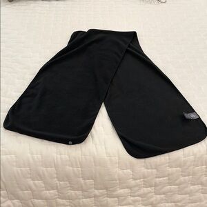 Champion Men’s Black Fleece scarf 12x60